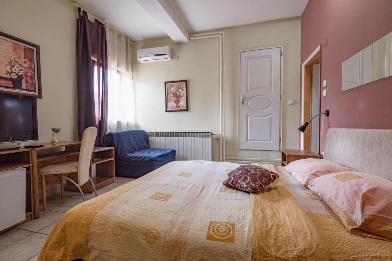 B&B Bebinac Лесковац Экстерьер фото